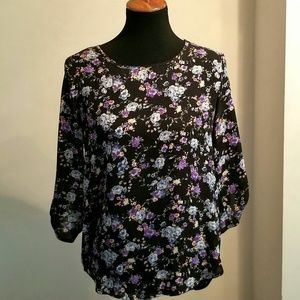 3/4 Sleeve Flowery Blouse